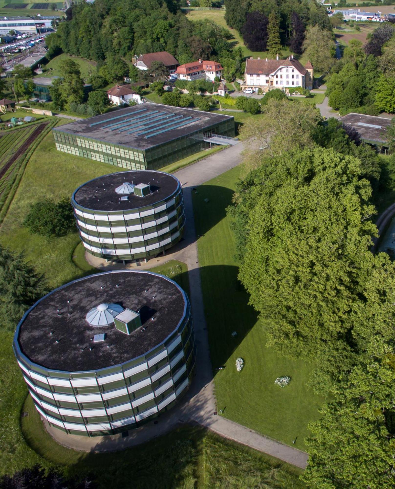 Hotel Centre Loewenberg à Morat Extérieur photo